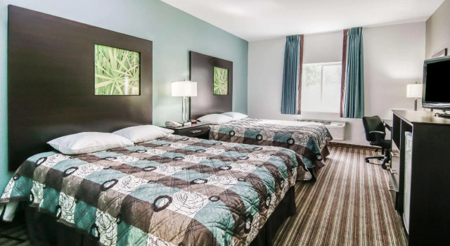 Standardowy czteroosobowy pokój Super 8 by Wyndham Brenham TX