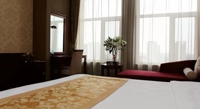 Fengdu International Hotel, Rezerwuj Hotel Hotele 4-gwiazdkowe w Weifang, 4*