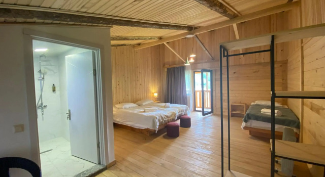 Hotel Chubezeni, Prenota Hotel Hotel 3 stelle a Samegrelo Zemo-Svaneti, 3*