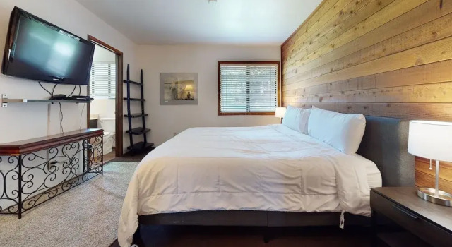 Snowflower 20 Pet-Friendly, Spacious Corner Unit With Great Complex Amenities by RedAwning