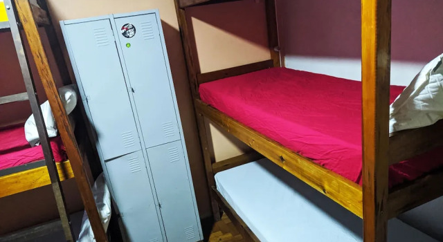 Кровать в общем номере Babilonia Rio Hostel