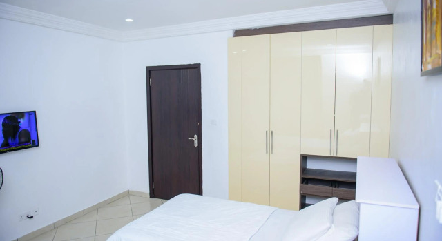 4 Bedroom Duplex-24Hrs Electricity/WIFI/Security, Book Hotel Abuja Bwari