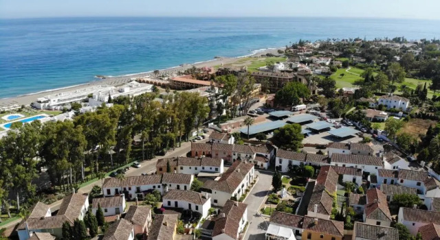 Коттедж My City Home - House on the beach in Marbella