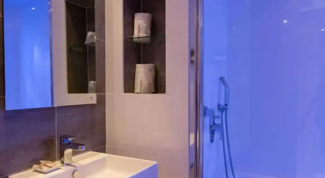Номер Standard Best Western Plus Le Lavarin Avignon