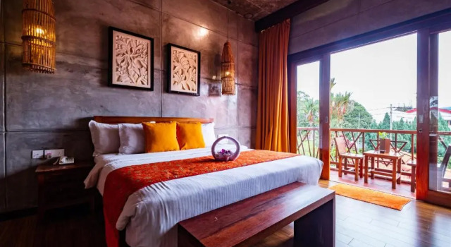 O podwyższonym standardzie dwuosobowy pokój z widokiem na miasto Ipoh Bali Hotel