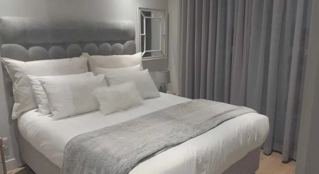 Executive apartment at Ellipse Waterfall, Book Lejlighed Hoteller i Midrand med pool, Swimmingpool