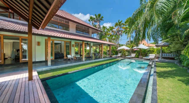 Вилла с 2 комнатами с видом на бассейн Villa Litera Canggu Bali
