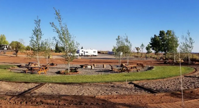Тент Blue Mountain RV Park