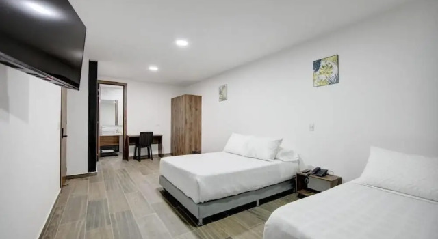 Двухместный семейный номер Standard Xliving Host and Rooms