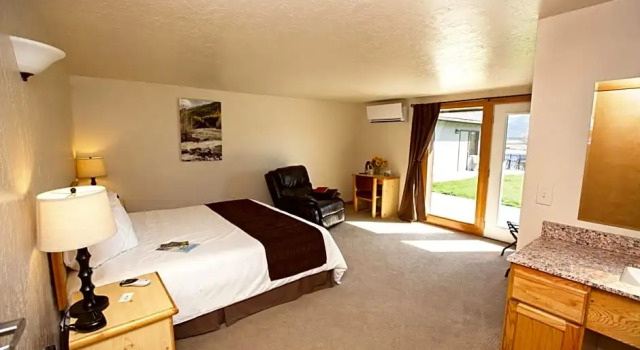 Deluxe Zimmer Ninepipes Lodge