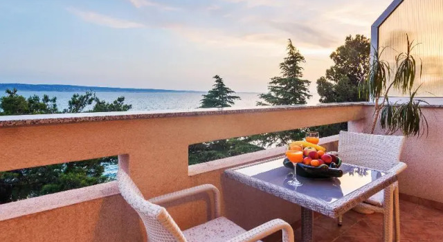 Двухместный номер Standard с балконом и с частичным видом на море Villa Vicko