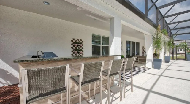 Коттедж Unique Masterpiece15 Suites Sleeps 30 Son101