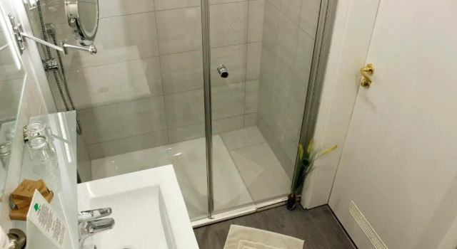 Четырёхместный номер Standard Hotel Wittelsbacher Höh