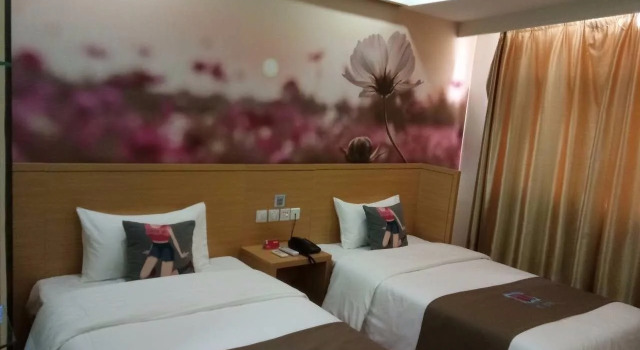 Pai Hotel Yuncheng Yudu Market, Book Hotel Yuncheng Shanxi