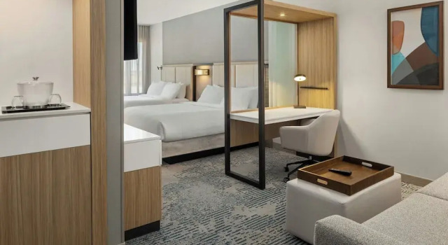 Люкс Springhill Suites BY Marriott Bettendorf