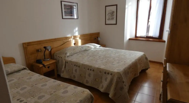 Трёхместный номер Standard Albergo Pineta