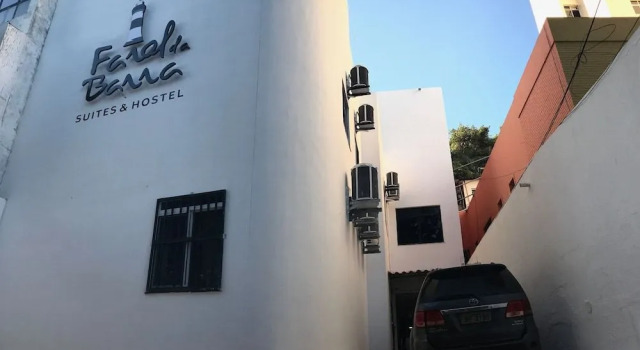 Farol da Barra Suites e Hostel