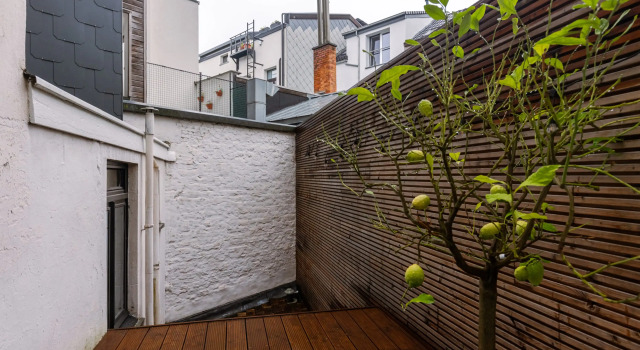 Charming house in the city of Antwerp with parking, Забронировать Отель Антверпен провинция Антверпен, рядом с Центр торговли бриллиантами Antwerp World Diamond Centre