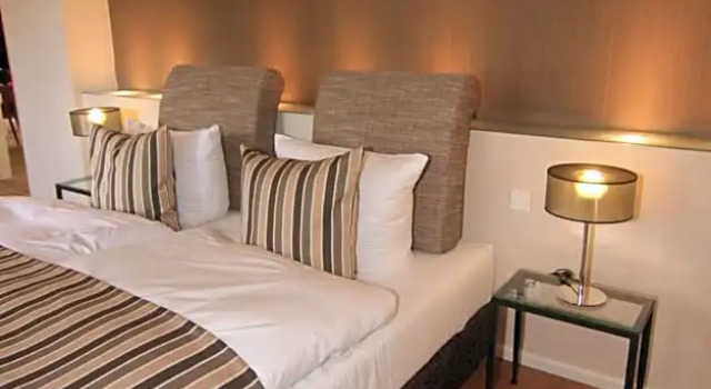 Hotel & Gasthof Zur Linde, Book Hotel Michendorf 