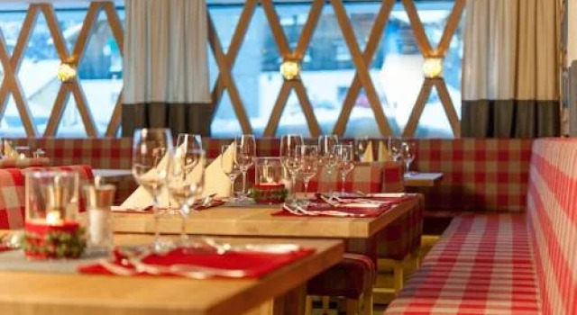 Sporthotel Edelweiss, Rezerwuj Hotel Obertauern Salzburg, w pobliżu Angerbahn