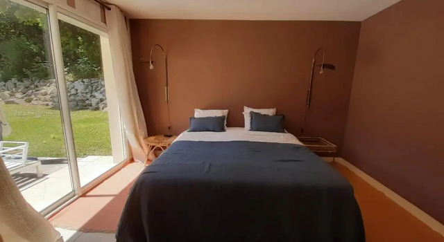 Arcachon Belle villa avec piscine et jardin privatifs - 4 chambres, Забронировать Вилла Коттеджи Бассен-д'Аркашон, Коттедж