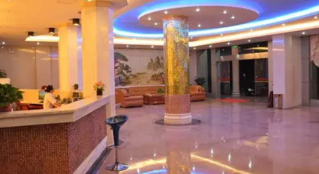 Chunhui Business Hotel