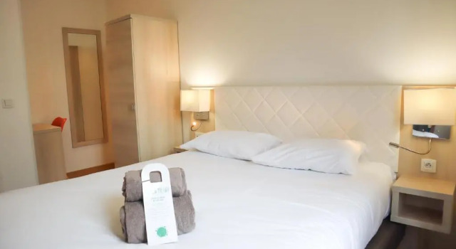 Номер Comfort HOTEL AMBASSADEUR