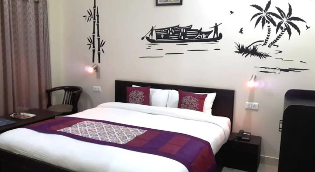 Двухместный номер Deluxe Hotel Avlokan - Near Kainchi Dham Mandir