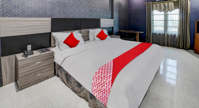 Номер Deluxe Capital O 90601 Hotel Meuligoe