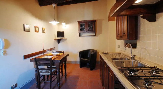 Tognazzi Casa Vacanze - La Viola, Buchen Sie Hotel Hotels in Elsa-Tal mit Parkplatz, Parkplätze