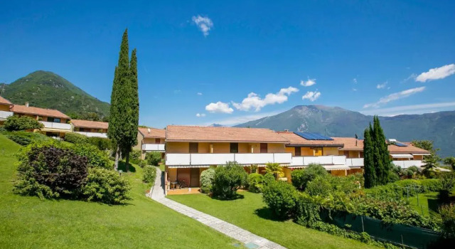 Коттедж с 2 комнатами Residence Christina Due Laghi
