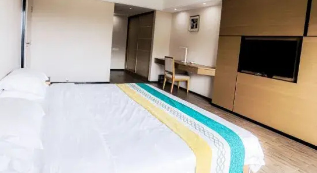 Люкс Business Nanhai Hotel