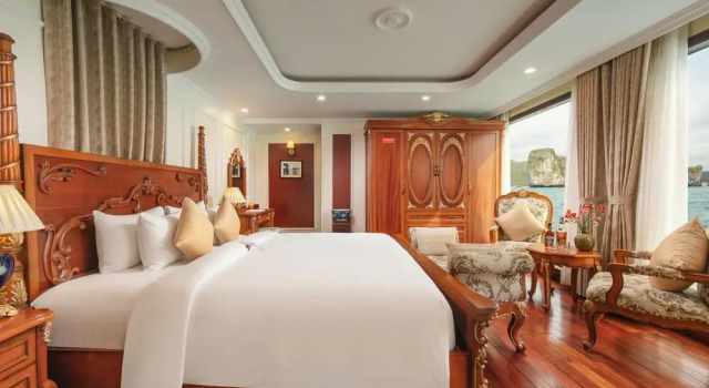 Двухместный люкс Royal с видом на океан Emperor Cruises Legacy Halong