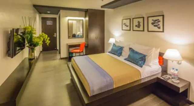 Номер Superior Ritz Astor Hotel