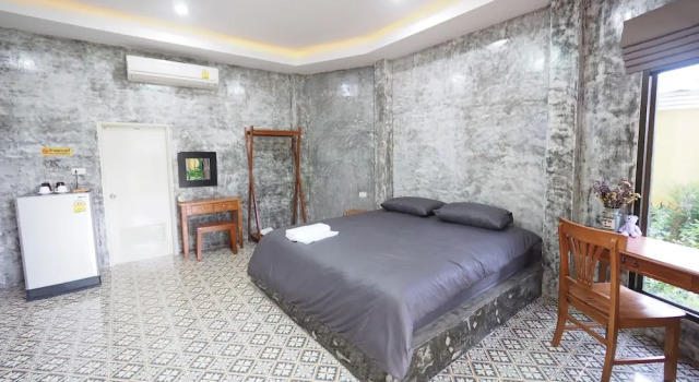Sukonta Garden, Varaa Hotelli Hotellit North-Eastern Thailand pysäköinnillä, Pysäköinti