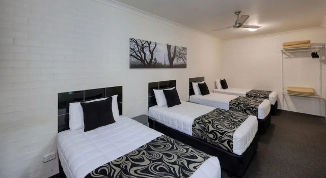 Семейный номер Standard с 2 комнатами Heritage River Motor Inn