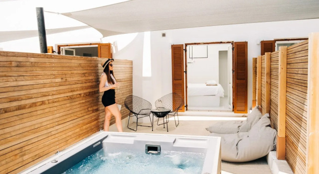 Семейный люкс Mesanto Luxury Suites