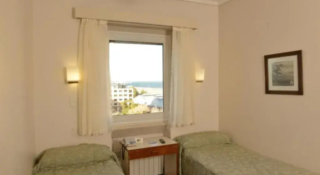 Двухместный номер Standard Comodoro Hotel