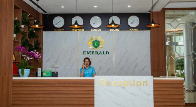 Emerald Hotel Cat Ba, Забронировать Отель Отели Кат-Ба с парковкой, Парковка