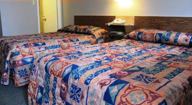 Четырёхместный номер Standard Norfolk Motel