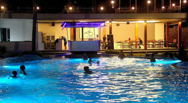 INFINITY Beach Club - Hostel
