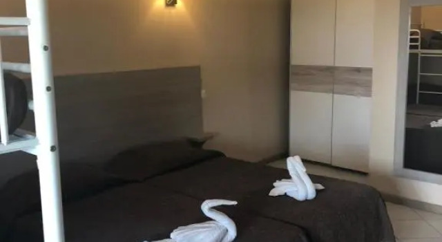Четырёхместный номер Standard Hôtel Clair de Lune