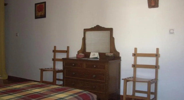 Casa de Aldea La Casona de los Valles, Prenota Hotel Hotel a Asturie con parcheggio, Parcheggio