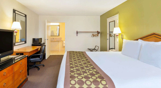 Ramada by Wyndham Pikesville/Baltimore North, Rezerwuj Hotel Pikesville Maryland