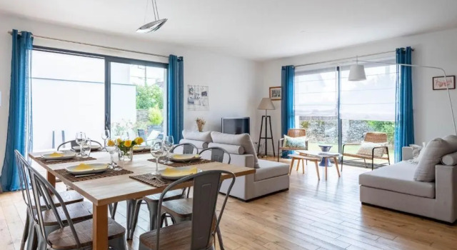 Коттедж Belle maison familiale et contemporaine avec piscine