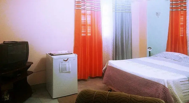 Minihotel Atlantic Views, Забронировать Отель Vedado Гавана