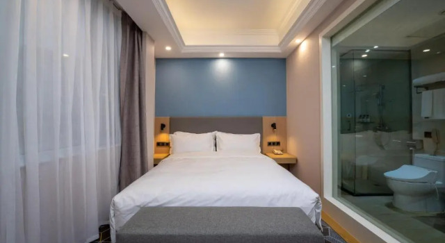 Двухместный номер Standard Holiday Inn Express Chengdu Tianfu Square by IHG