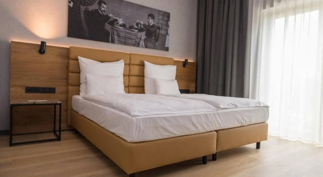 mk | hotel tirana, Rezerwuj Hotel Tirana 