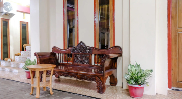 Hotel O D&a Guesthouse Syariah And Rent Car