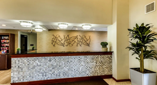 Holiday Inn Express & Suites Cedar Falls - Waterloo, an IHG Hotel, Réserver Hôtel Cedar Falls 
